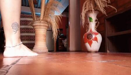 Modeling their feet and wrinkled soles up close (3)