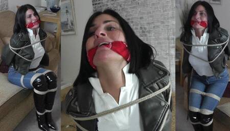 Sarah Wild; Private Eye "It's a Trap, Stupid!"