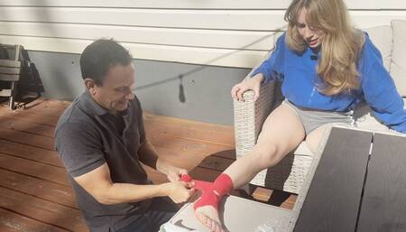 Stella Outdoor Sprained Ankle