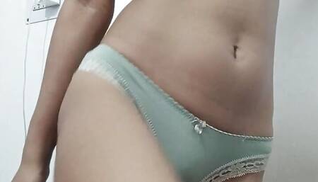 Cute Teen Girl Real Orgasm Seductive Nude Dance