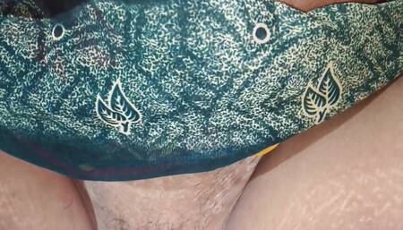 Indian Desi village Jawan  housewife apne jija G ke bhabhi se Raat me sexy videos banaya(kunwari dulhan apne sage pati ke sath )