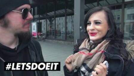 German Brunette Hümerya Ophelia Surprised And Fucked Hard