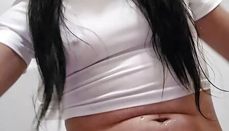 Wet T-shirt Emy Angel