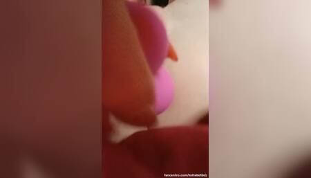 Ik was zo geil hihi????ik schaamde me gewoon om deze video te posten voor mijn geile fans hihi ????wat vind jij boefje ????kom je net zo hard? Laat het me weten in de chat????????????????