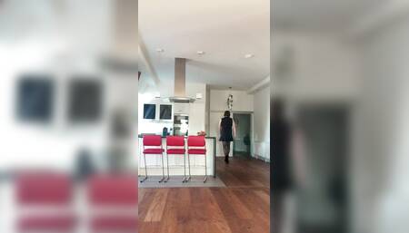 Nicki-Crossdress in a sexy Mini-Dress & Pantyhose