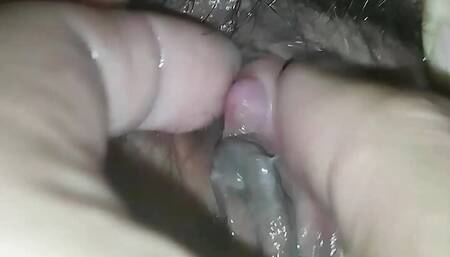 Tonight the neighbor came to massage my clitoris and make me feel like cumming peacefully