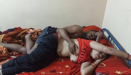 Apni choti behen ke saat ne kiya kissing and sex indian Sex