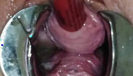 SklavinS training from the peehole for her master!