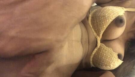 Desi fuck bhabhi at hotal fingring