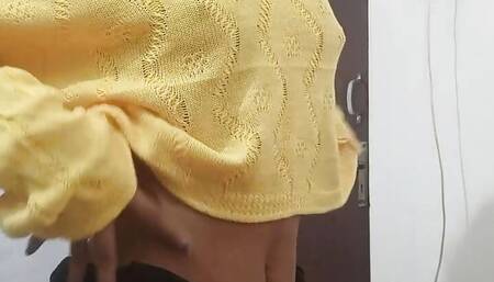 Cute teen girl masturbating , hiding from mom aaj tuh pakda jati mai ????