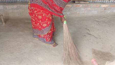 Pados ki bhabhi jhadu maar raha tha jakar chudai ki bahut maja aaya