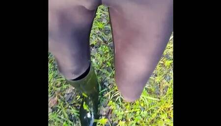 Tail bump and pissing