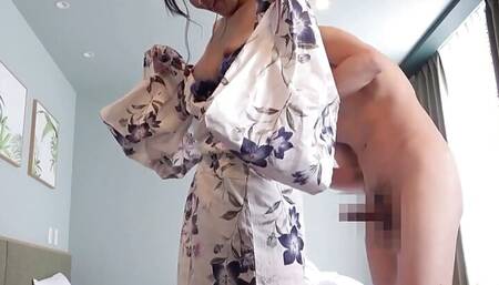 Part2 Beautiful Tits Peeking Out From a Yukata Piping Pussy with Light Pigmentation Yunachi Stage Actor 280