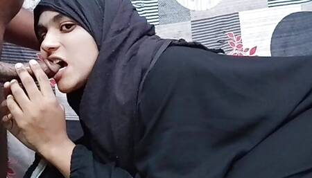 my friend sister who is a muslim called him to his house on the pretext of work and got him to suck his cock