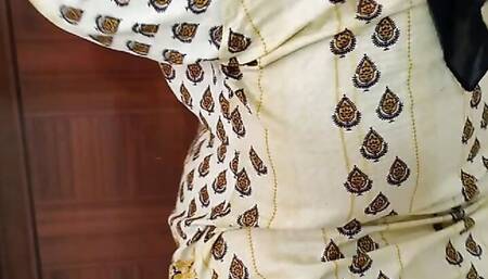 Moti Gand Wali Depali Aunty Ko Sat Kya Kand uska Beta ne