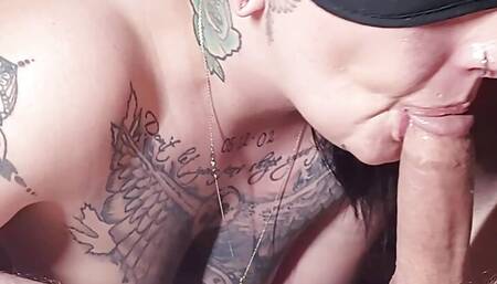 My gf left to work her friend gave me a BLOWJOB and SWALLOW CUM HD