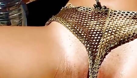 Homemade Playing with My Latina GF Pussy Outdoors so Wet