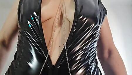 sophie mature milf gets her pussy and ass fucked dressed in her leather bodysuit and receives a good cumshot