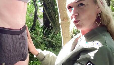 Sneaky Wet Blowjob Outside in the Forest with Sluttyshanna