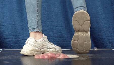 18 yo college girl in very dirty sneakers tramples my floor-face (part 1 of 2), flo250x 1080p