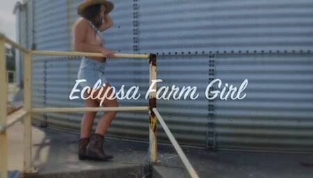 Eclipse the Cowgirl Rubs one off
