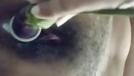 Desi Sapna Bhabhi Discount Ki Chudai Baigan Se