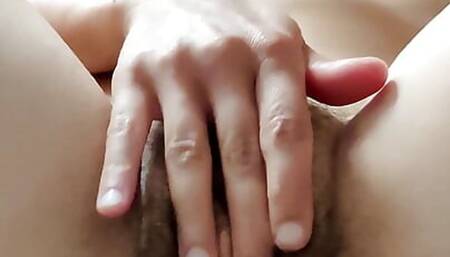 Watch your good Milf and her hairy pussy get cum rubbing her clit, Dazzlingfacegirl