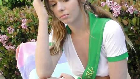 Schoolgirl sells cookies for a good cause