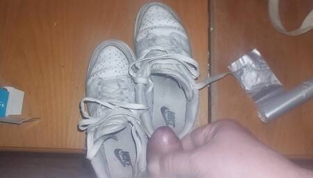 Cum in shoes