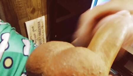 Looks at those balls OMG J