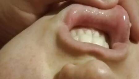 A beautiful slut fucks herself with an artificial penis. Sucks dick under running water. Games in the bathroom.