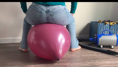 Big Booty Balloon Sit Pop in Jeans