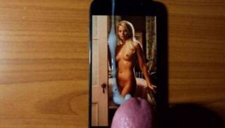 CUM TRIBUTE - Margot Robbie