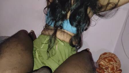 After washing the dishes, Bhabhi took the dick in her mouth and then climbed on top of her and got fucked