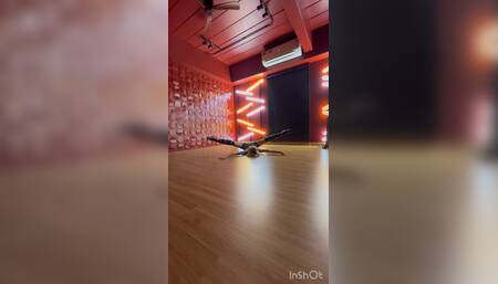 Are you ready for super flexy and sexy dance ?!????