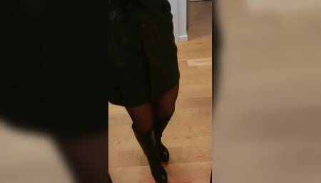 Femdom Outfit Leather and Boots - Mistress Julia