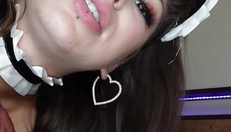 Busty Topless Maid Dakota Quinn Polishes My Knob