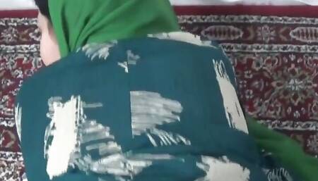 Fucking My Arab Stepmom After She Masturbate with Huge Black Dildo