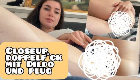 Doublepenetration with plug and dildo