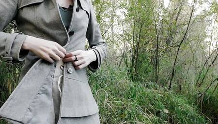 Stripping & Cumming in the Woods