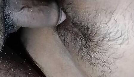 INDIANS BABES ! INDIAN BABE VAGINA REVIEW & FUCKING ON THE BED.