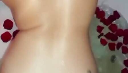 Cumshot From Blowjob and Sex Twice in the Jacuzzi