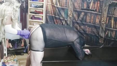 BLONDIE FISTS, FUCKS, AND PEGS HIM HARD AND DEEP