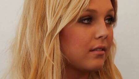 Experienced Blonde Lesbo Lets the Shy Cutie Stay Over After the Two Have Passionate Sex