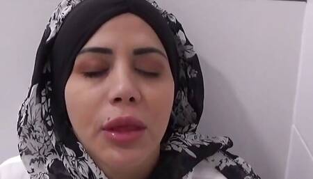 Fucking My Horny Arab Stepmom After Shopping