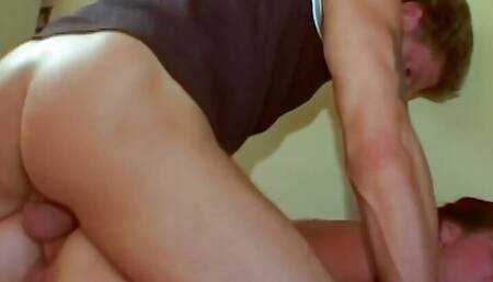 A tight arse fucking and messy facial