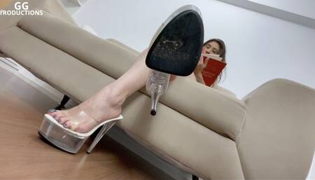 Giantess Sabrina's huge shoe! (MP4-HD 1080p)