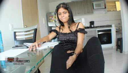 Footjob Ends in a Delicious and Hard Fuck - Porn in Spanish