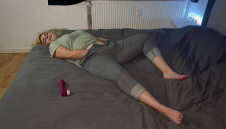Masturbation on the bed in jeans with the Satisfyer pro 2 multiple orgasms trembling twitching moaning