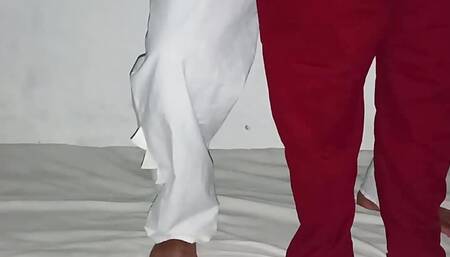 Aunty say doggy style main dard hota hy